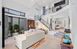 15 Manor Close, Robina, Qld 4226