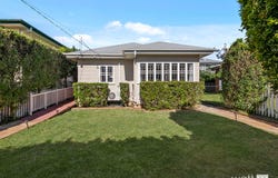8 Alexander Street, Zillmere, Qld 4034