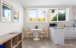 8/9 Tiuna Grove, Elwood, Vic 3184