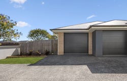 2/52 Foxtail Road, Ripley, Qld 4306