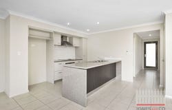 32 Nullarbor Avenue, Yanchep, WA 6035
