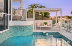 11 Seaspray Street, Paradise Point, Qld 4216
