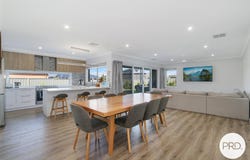 205 Ettamogah Road, Thurgoona, NSW 2640