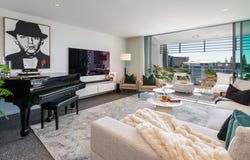 5302 Ephraim Island Parade, Paradise Point, Qld 4216