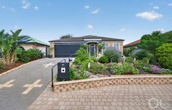 65 Lakeside Circuit, Encounter Bay, SA 5211