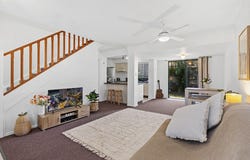 4/3 Karri Court, Burleigh Heads, Qld 4220