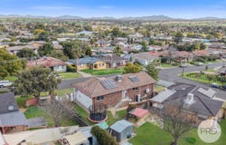 19 Kinarra Street, Tamworth, NSW 2340