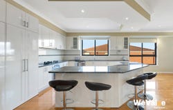 12 Gaussberg Walk, Roxburgh Park, Vic 3064