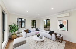 2/2 Belconnen Way, Page, ACT 2614
