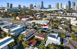 15 Sunshine Boulevard, Broadbeach Waters, Qld 4218