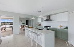 33 Furness Road, Southside, Qld 4570