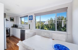 17 Bergalia Crescent, Camden Head, NSW 2443