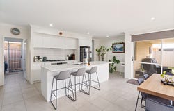 33 Pavilion Crescent, Geographe, WA 6280