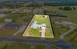 51 Cheshire Place, Gooburrum, Qld 4670