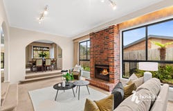 4 Highfield Avenue, Warranwood, Vic 3134