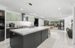 49 Corymbia Crescent, Anstead, Qld 4070