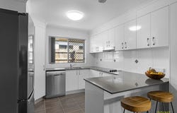 19 Silkwood Drive, Urangan, Qld 4655
