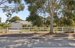2 Durrol Grove, Gingin, WA 6503