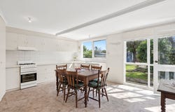 94 Sunset Strip, Ocean Grove, Vic 3226