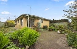 13 Park Street East, Redan, Vic 3350