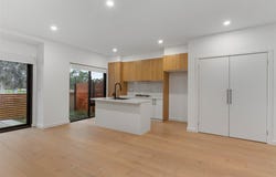 6/12 Painted Hills Road, Doreen, Vic 3754