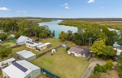 13 Moreton Street, Toogoom, Qld 4655
