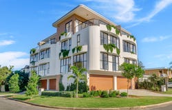 1-4/24 Sunrise Boulevard, Surfers Paradise, Qld 4217