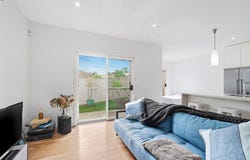 2 Azalea Avenue, Brooklyn, Vic 3012