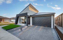 1 Kooyongkoot Drive, Mickleham, Vic 3064