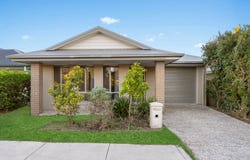 19 Stormbird Street, Redbank Plains, Qld 4301