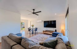 34 Bowerbird Avenue, Eli Waters, Qld 4655
