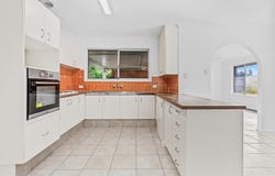 16 Mokera Avenue, Palm Beach, Qld 4221
