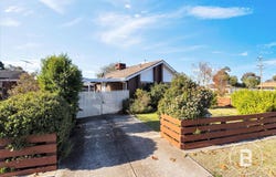 2 Morrison Drive, Darley, Vic 3340