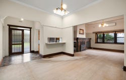 16 Oakdene Crescent, Carnegie, Vic 3163