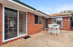 2/29 Collins Street, Yokine, WA 6060