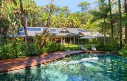 113 Dath Henderson Road, Tinbeerwah, Qld 4563