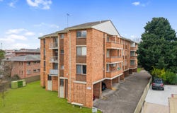 5/38-40 Castlereagh Street, Penrith, NSW 2750
