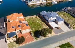 64 Sandpiper Island Retreat, Wannanup, WA 6210