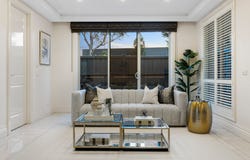 2/53 Rose Avenue, Glen Waverley, Vic 3150