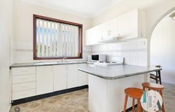 9 Leawarra Avenue, Warilla, NSW 2528