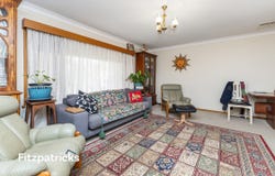 62 Wilks Avenue, Kooringal, NSW 2650