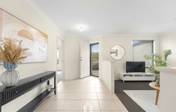 5 Lea Wynd, Lakelands, WA 6180