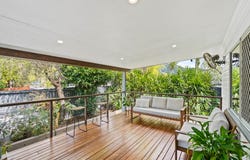 16 Warner Street, Manunda, Qld 4870