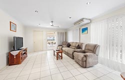 17 Morwell Crescent, North Lakes, Qld 4509