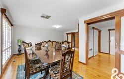 14 Sieben Close, Mill Park, Vic 3082