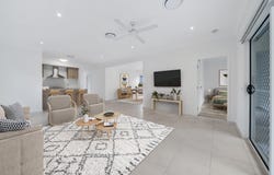 8 Whitewood Avenue, Bahrs Scrub, Qld 4207