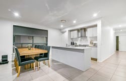 13 Wallara Green, Jordan Springs, NSW 2747