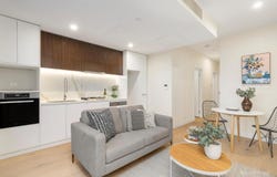 107/200 Reynolds Road, Doncaster East, Vic 3109
