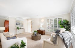 64 Hillenvale Avenue, Arana Hills, Qld 4054