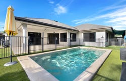 2 Bundey Street, Bentley Park, Qld 4869